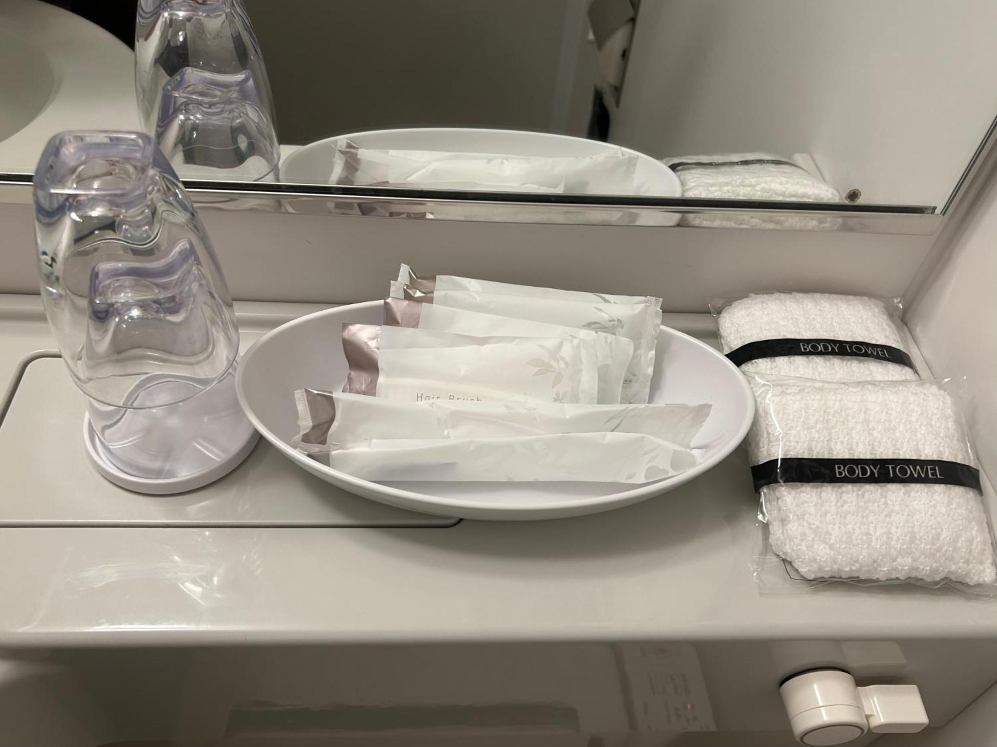 Y'S Hotel Shin Οσάκα Εξωτερικό φωτογραφία